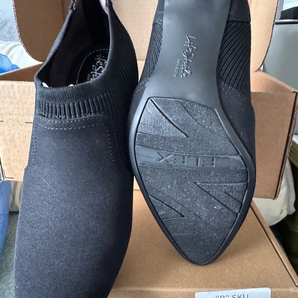 LIFESTRIDE FLEX WOMENS BOOTIES